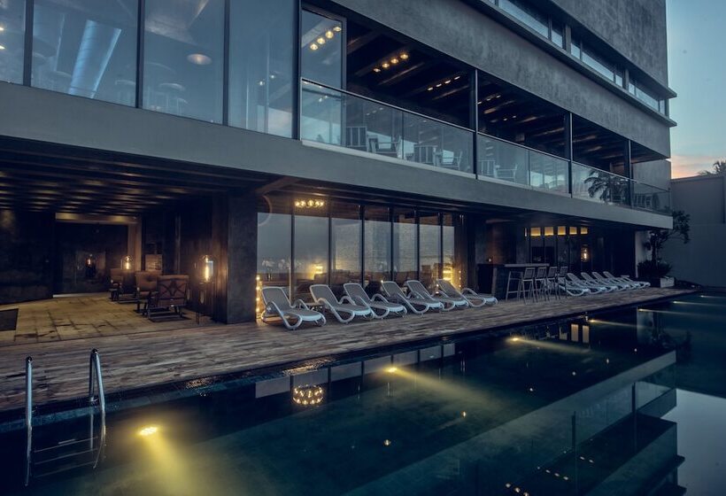 Fotos del hotel Pledge Scape:  13