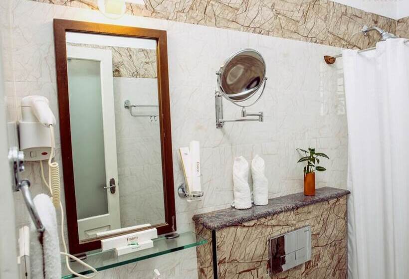 Fotos del hotel The Francis Residence:  9