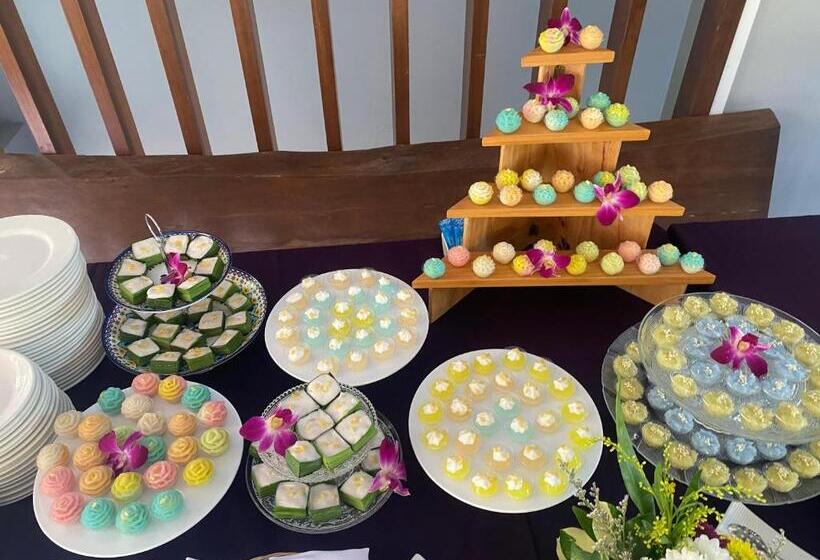 Fotos del hotel The Scene Cliff View Villas:  21