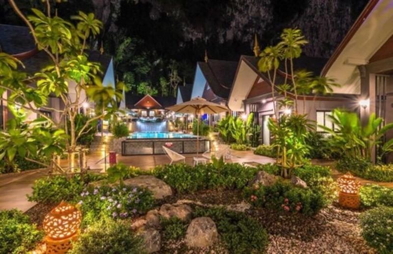 Fotos del hotel The Scene Cliff View Villas:  20