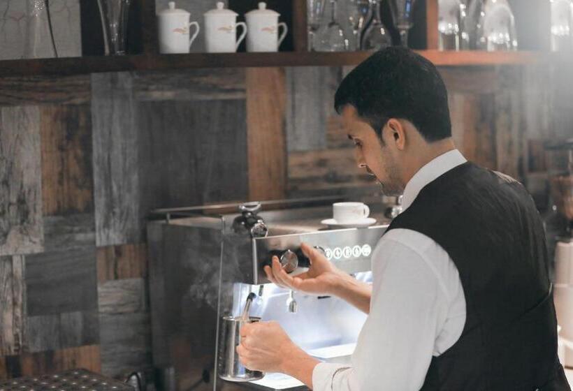 Fotos del hotel Konal  Suites:  7