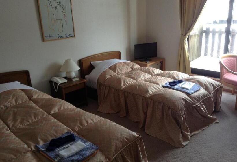 Fotos del hotel Hakuba Alpine:  7