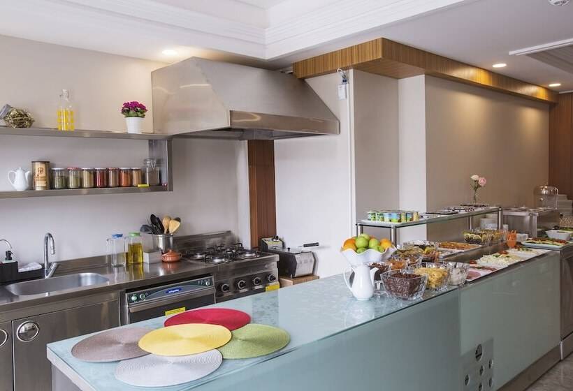 Fotos del hotel Obelisk  & Suites:  15