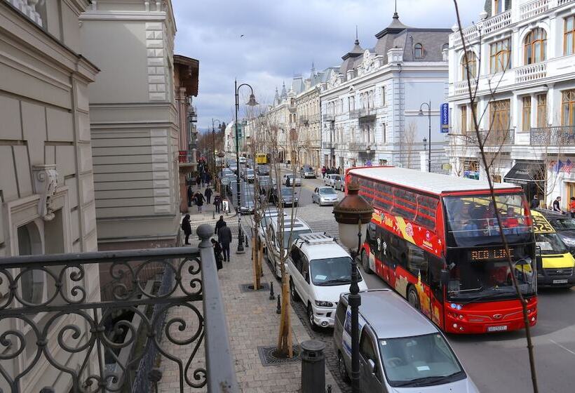 Fotos del hotel Aristocrat:  7