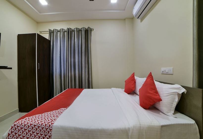 Fotos del hotel Oyo 16606 Iconic Living:  5