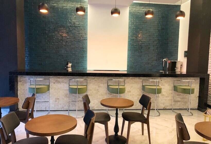 Fotos del hotel City Hotel Batumi:  7