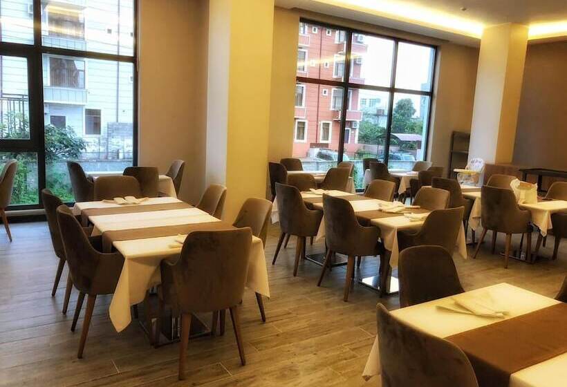 Fotos del hotel City Hotel Batumi:  10