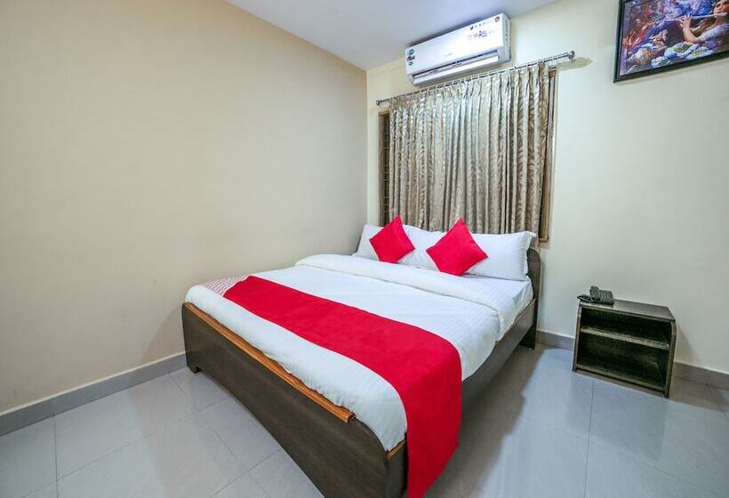 Fotos del hotel Oyo 14506 Lalitha Convention:  2