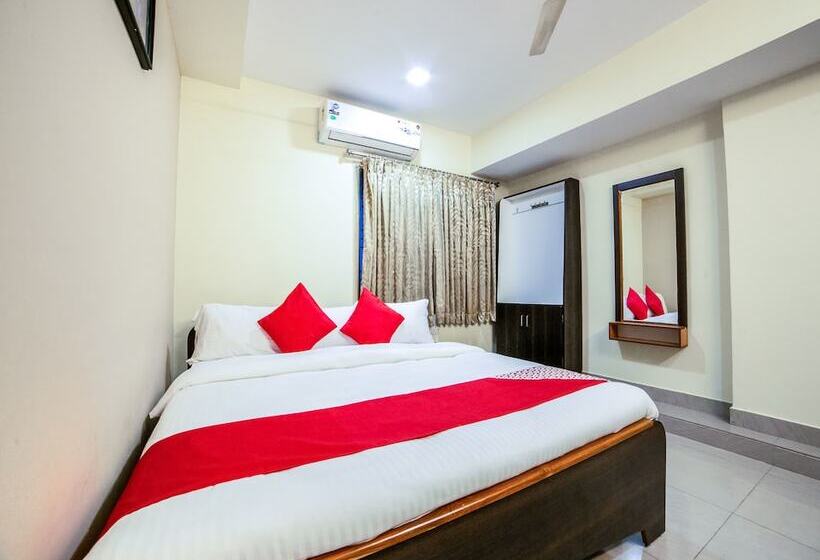 Fotos del hotel Oyo 14506 Lalitha Convention:  3