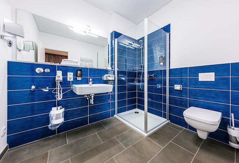 Fotos del hotel Best Western Plus Royal Suites:  6