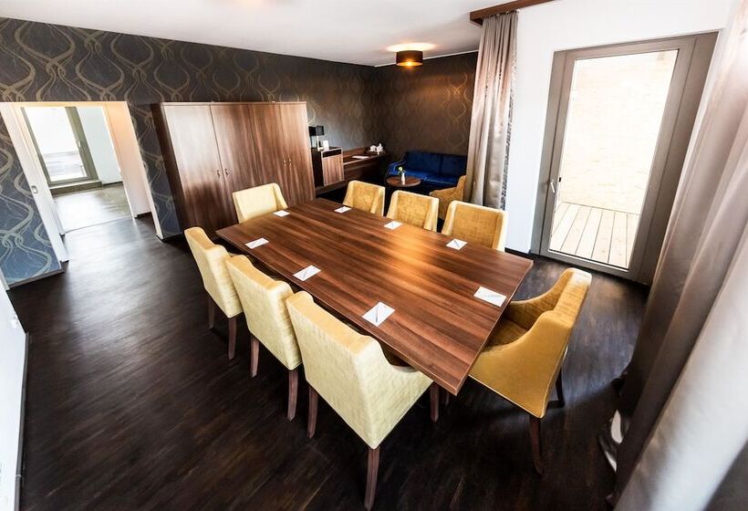 Fotos del hotel Best Western Plus Royal Suites:  22