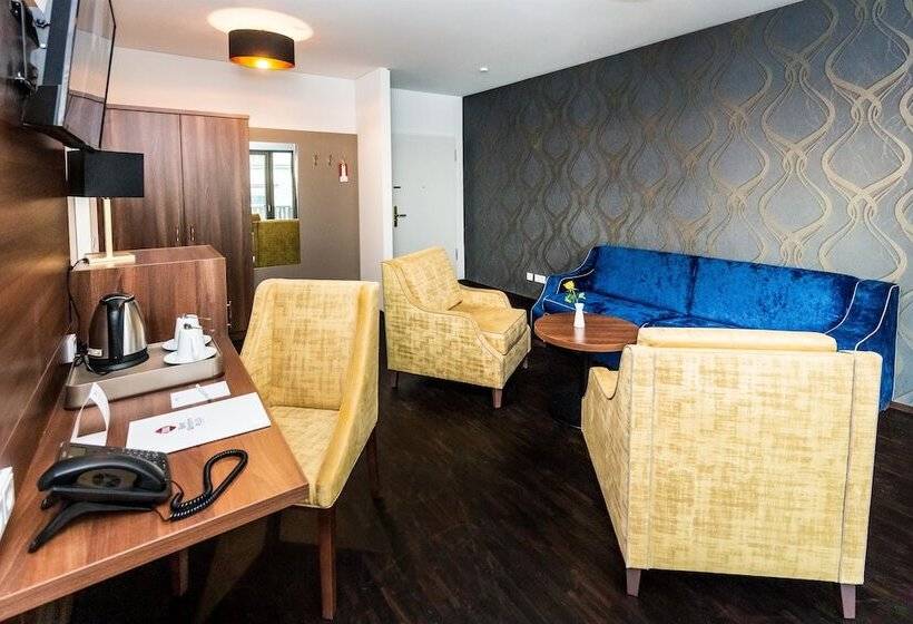 Fotos del hotel Best Western Plus Royal Suites:  21