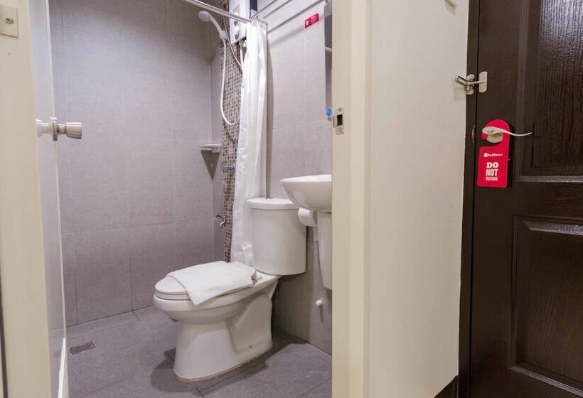 Fotos del hotel Reddoorz Plus At Edsa Congressional  Vaccinated Staff:  12