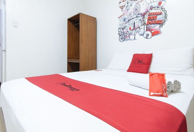 Fotos del hotel Reddoorz Plus At Edsa Congressional  Vaccinated Staff:  23