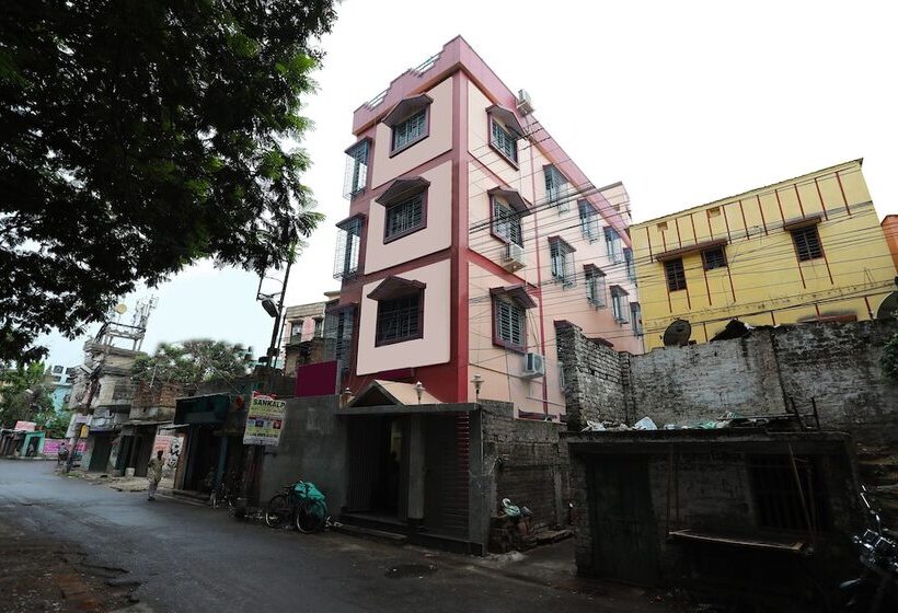 Oyo 14379 Shubham Guest House & Banquets