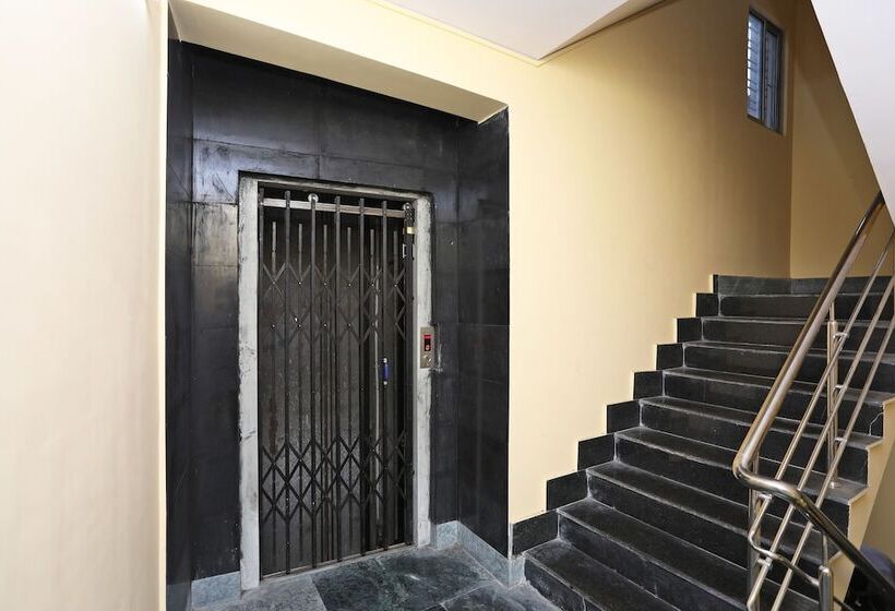 Fotos del hotel Oyo 14379 Shubham Guest House & Banquets:  5