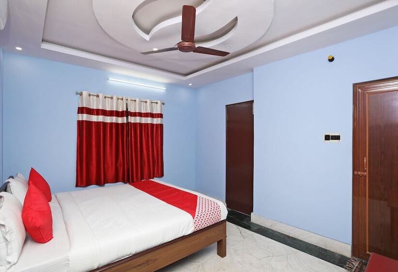 Fotos del hotel Oyo 14379 Shubham Guest House & Banquets:  12