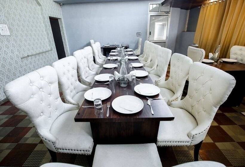 Fotos del hotel Treebo Trip Paradise:  10