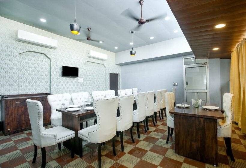 Fotos del hotel Treebo Trip Paradise:  23