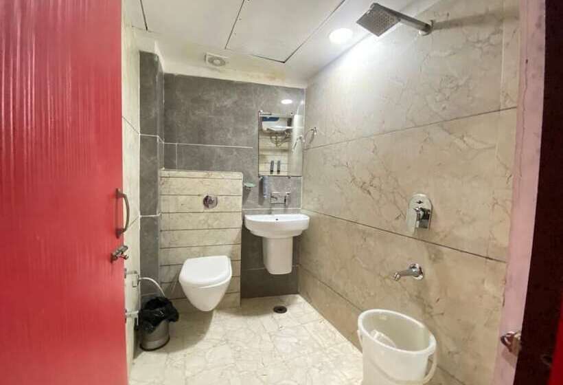 Fotos del hotel Treebo Trip Paradise:  8