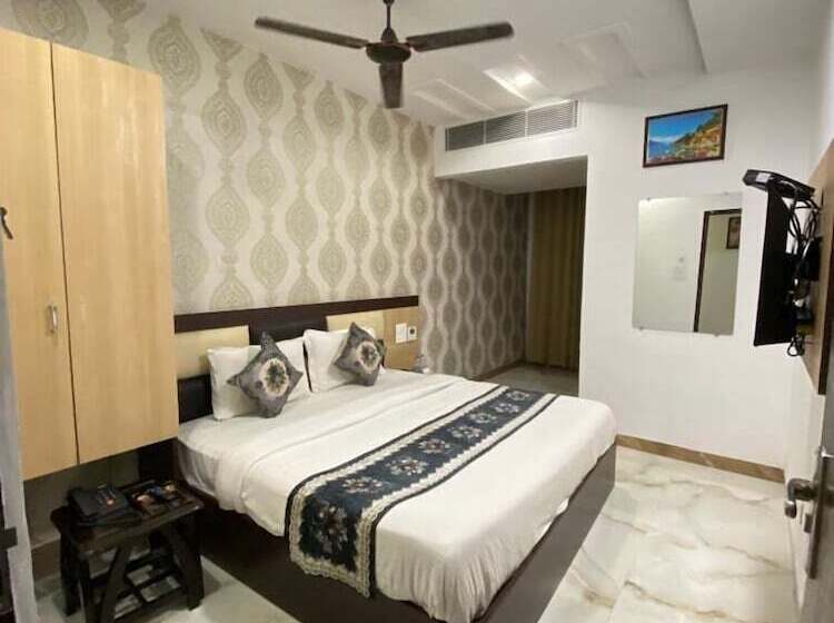 Fotos del hotel Treebo Trip Paradise:  15