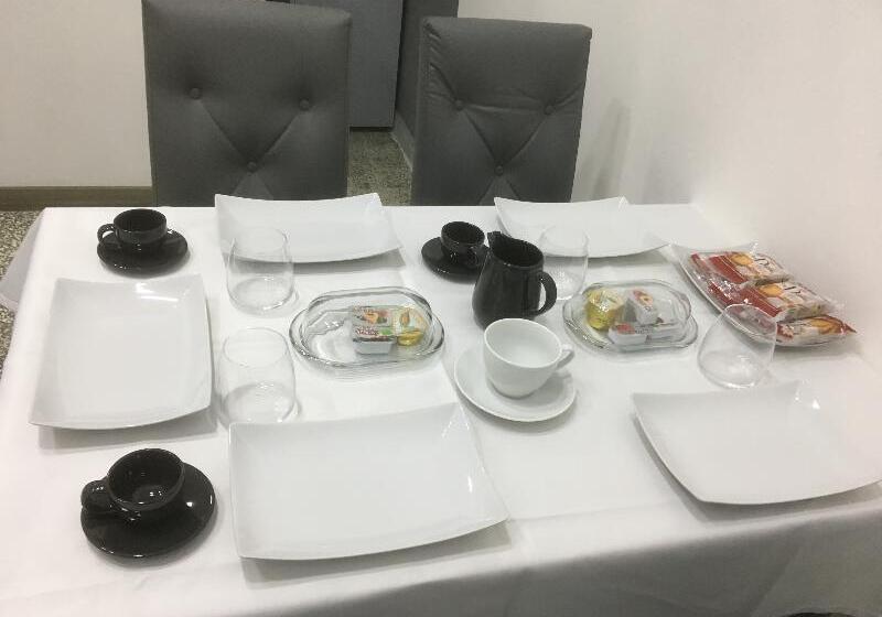 Fotos del hotel Mb95  Mezzocannone Luxurious Bed&breakfast:  2