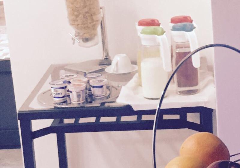 Fotos del hotel Mb95  Mezzocannone Luxurious Bed&breakfast:  7