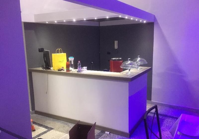 Fotos del hotel Mb95  Mezzocannone Luxurious Bed&breakfast:  9