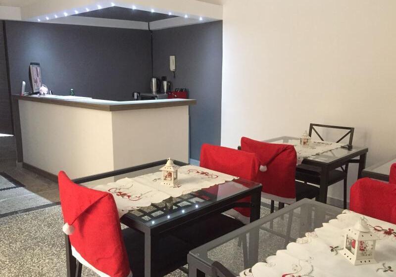 Fotos del hotel Mb95  Mezzocannone Luxurious Bed&breakfast:  10