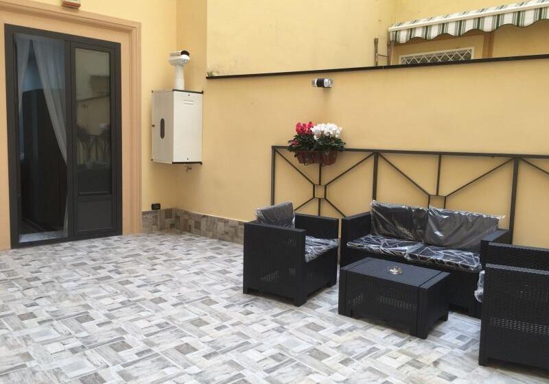 Fotos del hotel Mb95  Mezzocannone Luxurious Bed&breakfast:  13