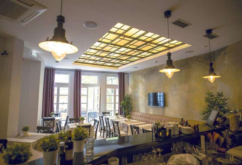 Fotos del hotel Public House:  18