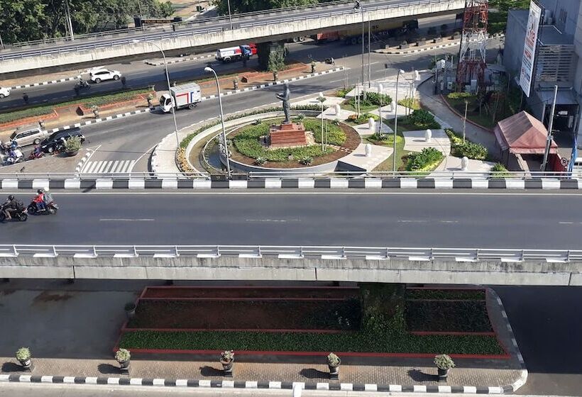 Fotos del hotel The Azana Hotel Airport Semarang:  9