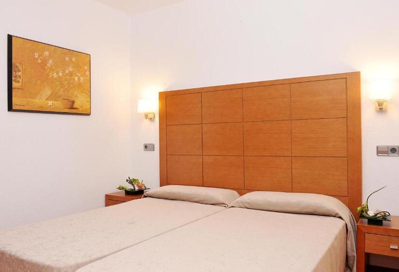 سوییت با چشم‌انداز دریا, Aparthotel Cap De Mar