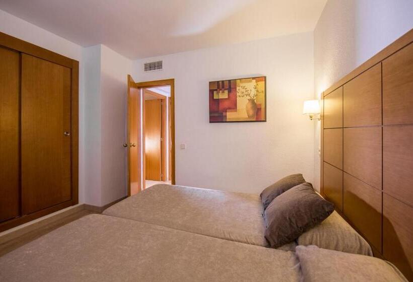 سوییت, Aparthotel Cap De Mar