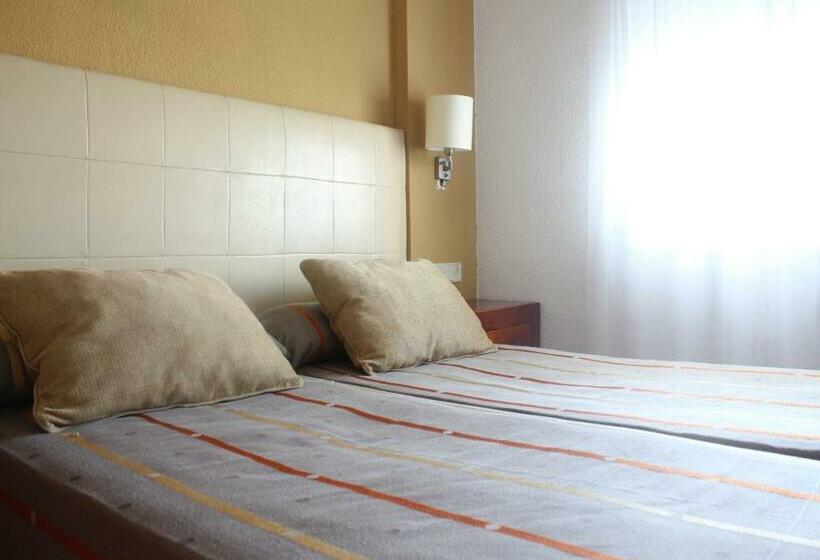 اتاق استاندارد, AR Roca Esmeralda & Spa