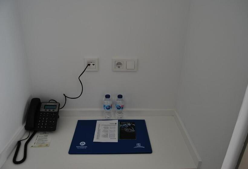 Standardzimmer, Estudiotel Alicante