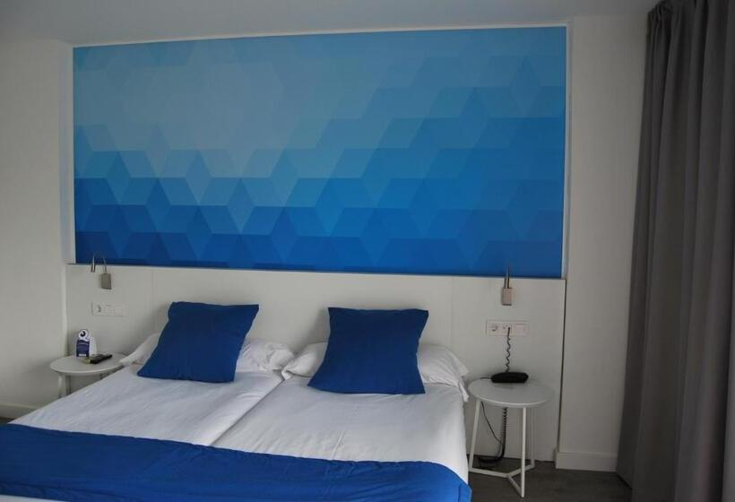 Quarto superior, Estudiotel Alicante