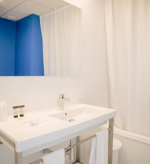 Superior Room, Estudiotel Alicante