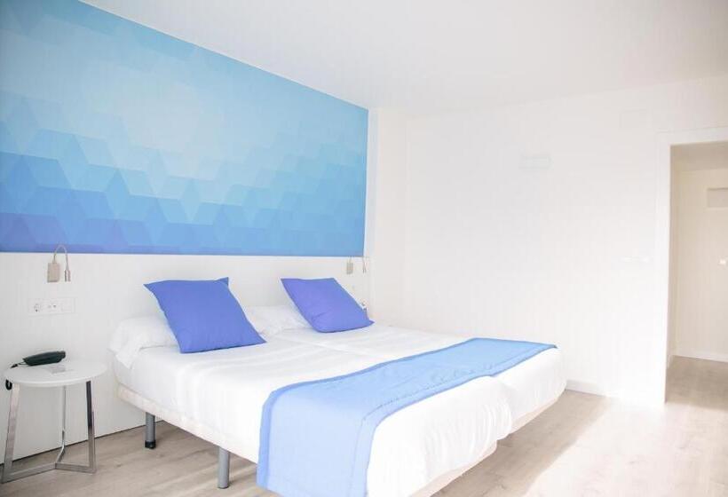 Quarto superior, Estudiotel Alicante