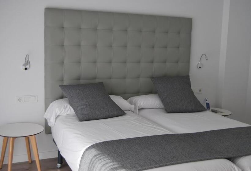 Quarto standard, Estudiotel Alicante