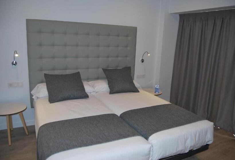 Standardzimmer, Estudiotel Alicante