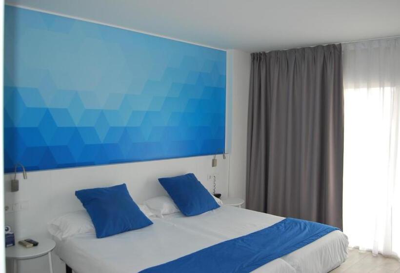 Superior Room, Estudiotel Alicante