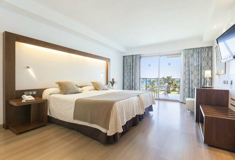 سوییت جونیور, Hipotels Cala Millor Park