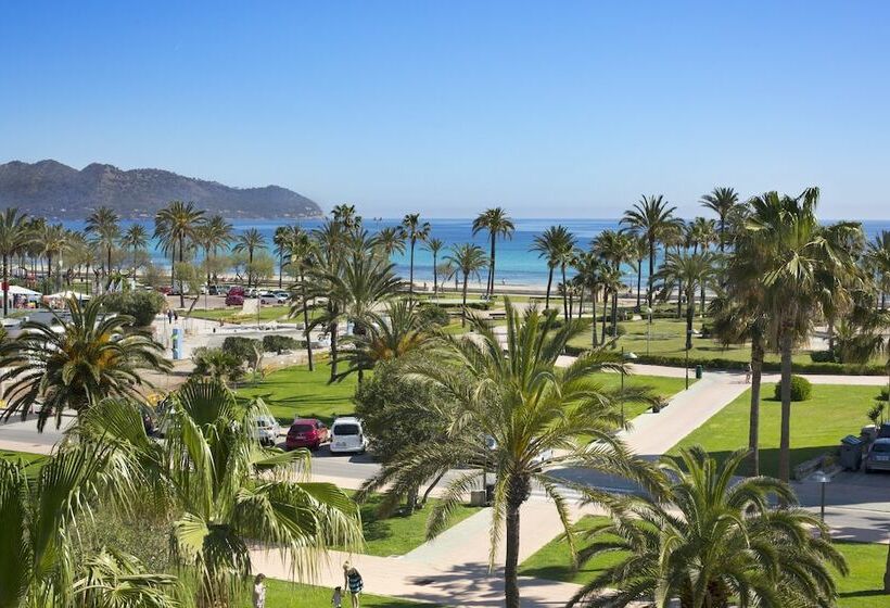سوییت جونیور با چشم‌انداز دریا, Hipotels Cala Millor Park