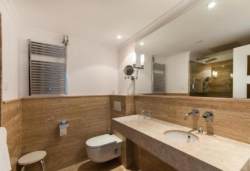 小型套房带阳台, Coronado Thalasso & Spa
