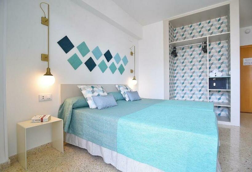 Номер Стандарт с Балконом, Gala Placidia 3* Sup