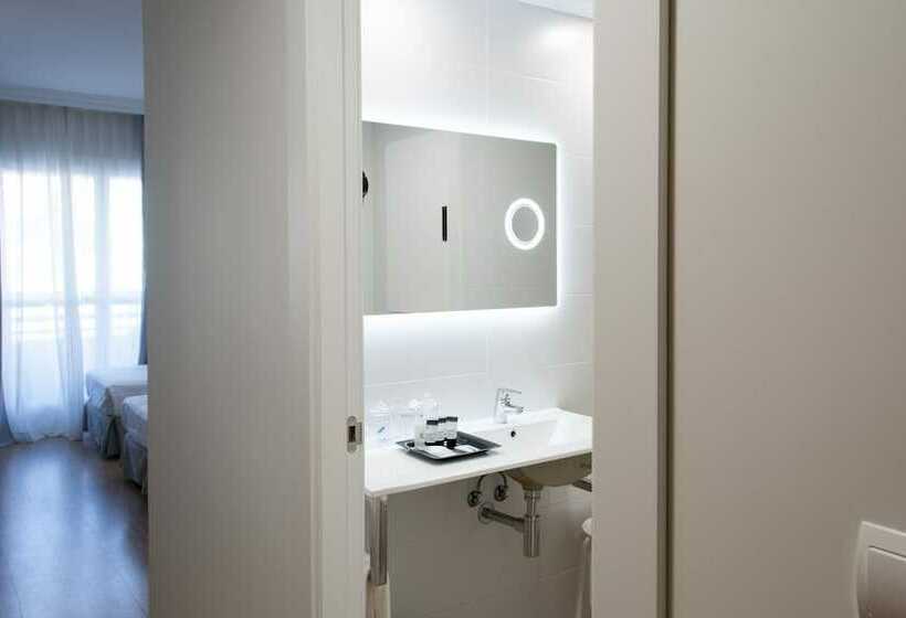 Quarto standard, Maya Alicante