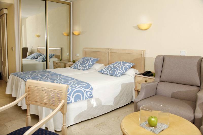 اتاق استاندارد, Roc Illetas & Spa