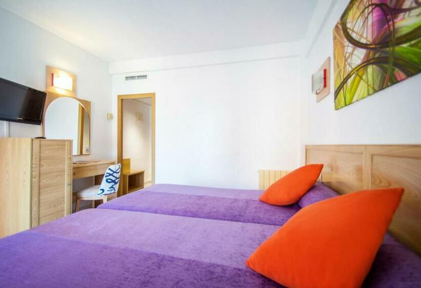 Standard Room with Balcony, Servigroup Nereo