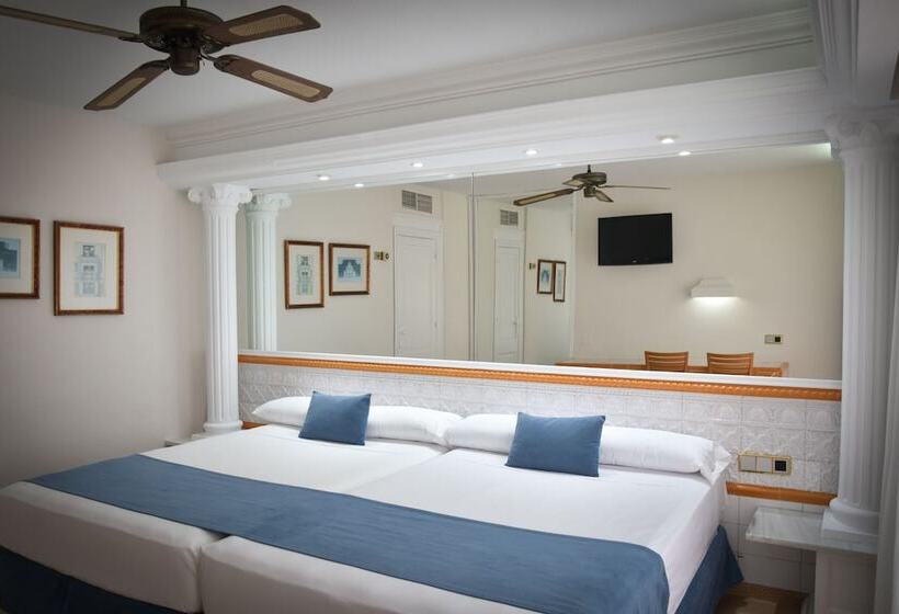 Quarto Estandar, Playacapricho Hotel